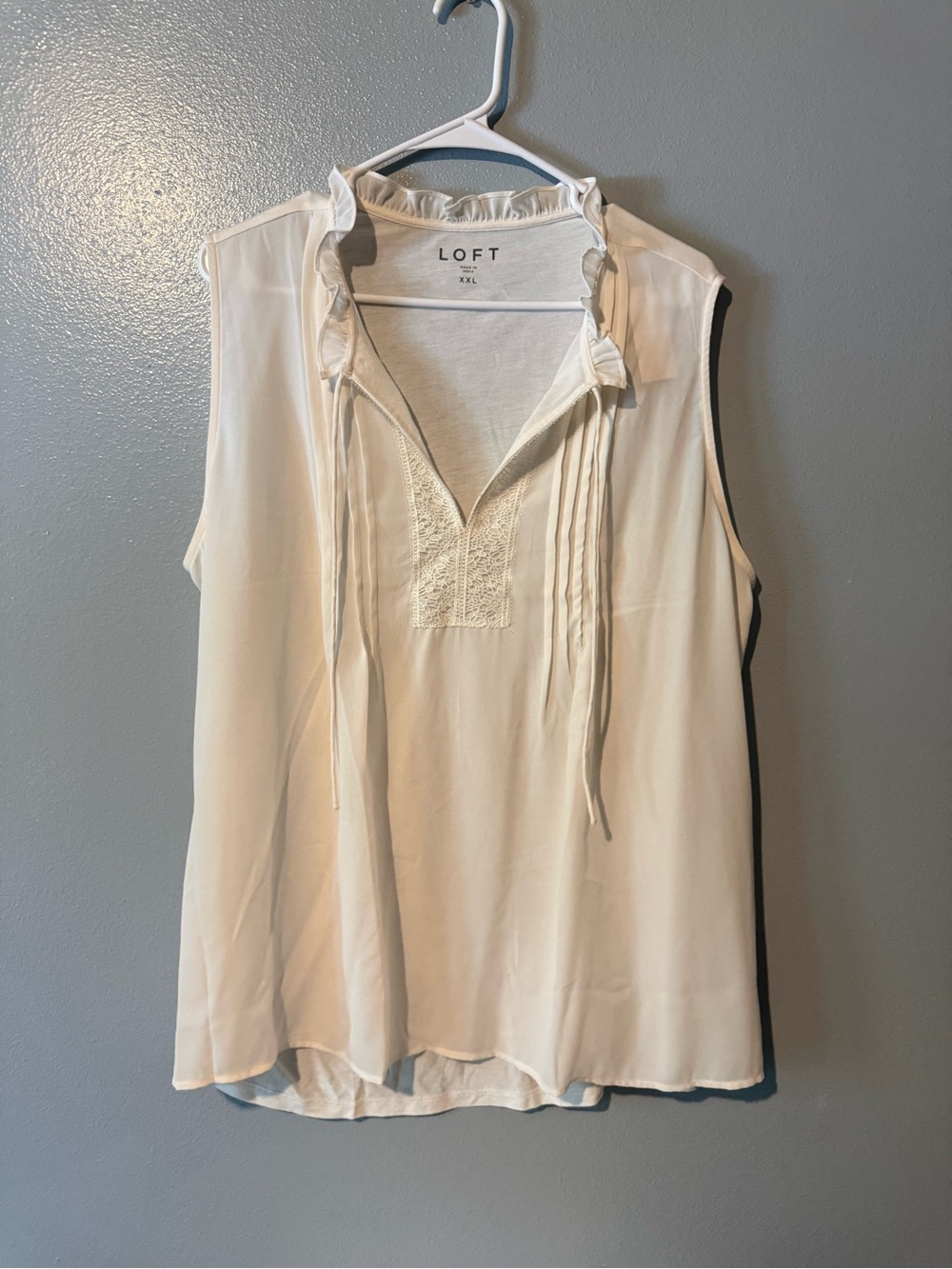 LOFT Cream Sleeveless Tie-Neck Ruffle Blouse